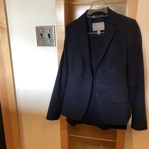 Banana Republic Navy Suit - OOP/0P